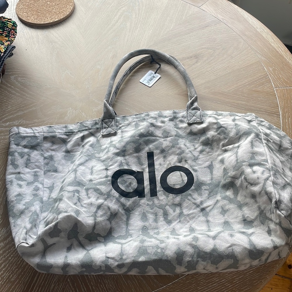 NWT alo bag